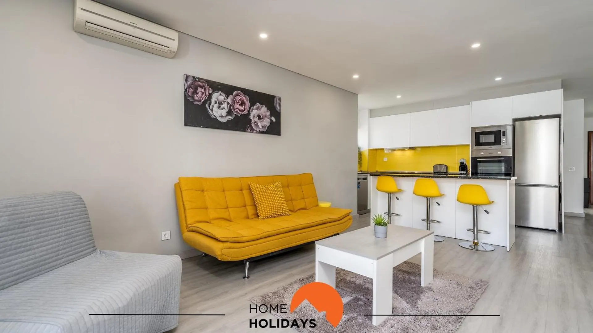 #227 Sunflower Flat By Home Holidays Albufeira 0*,  Portugal